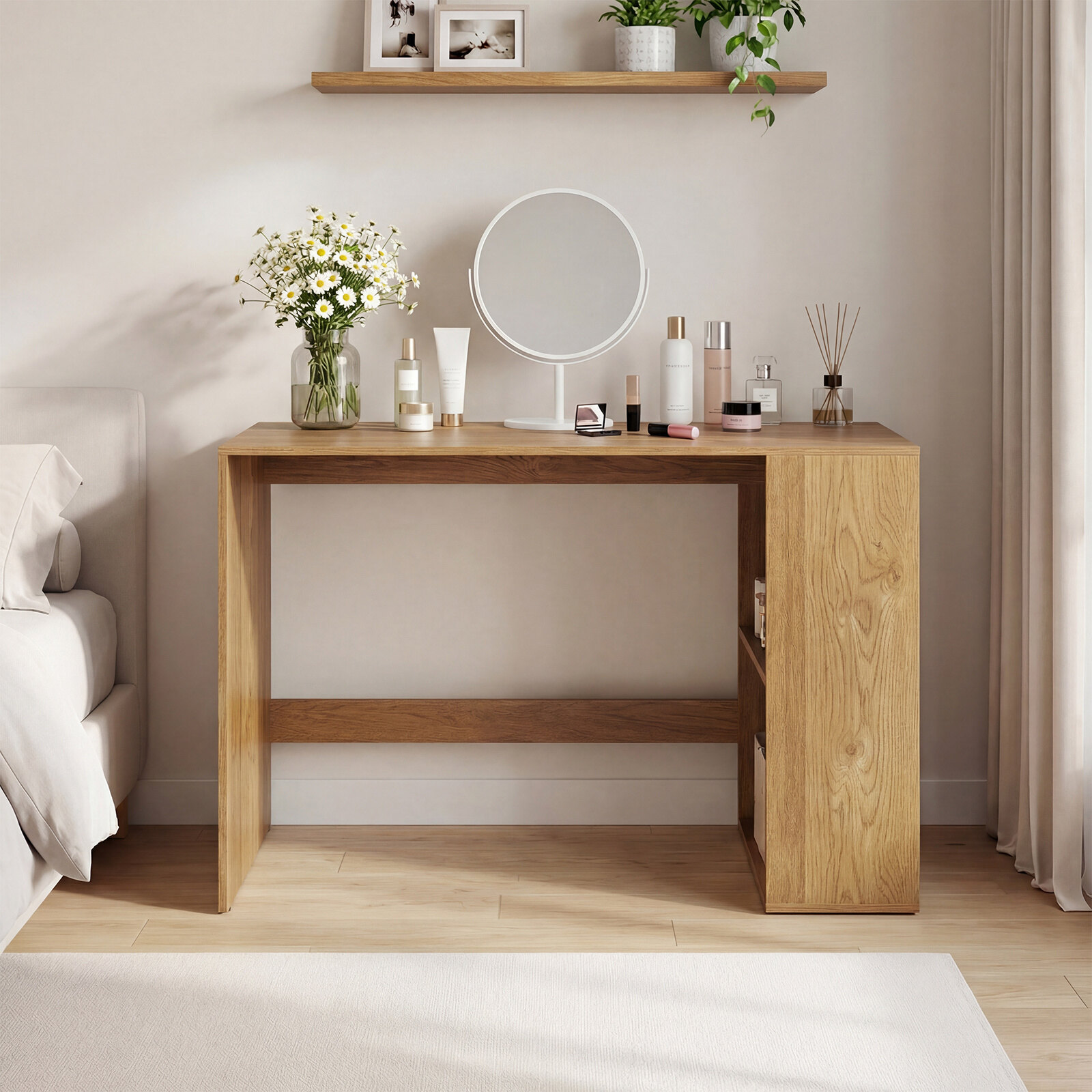 112x60 cm mängulaud kahe avatud külgriiuli ja avara tööpinnaga, naturaalsest puidust töökoht