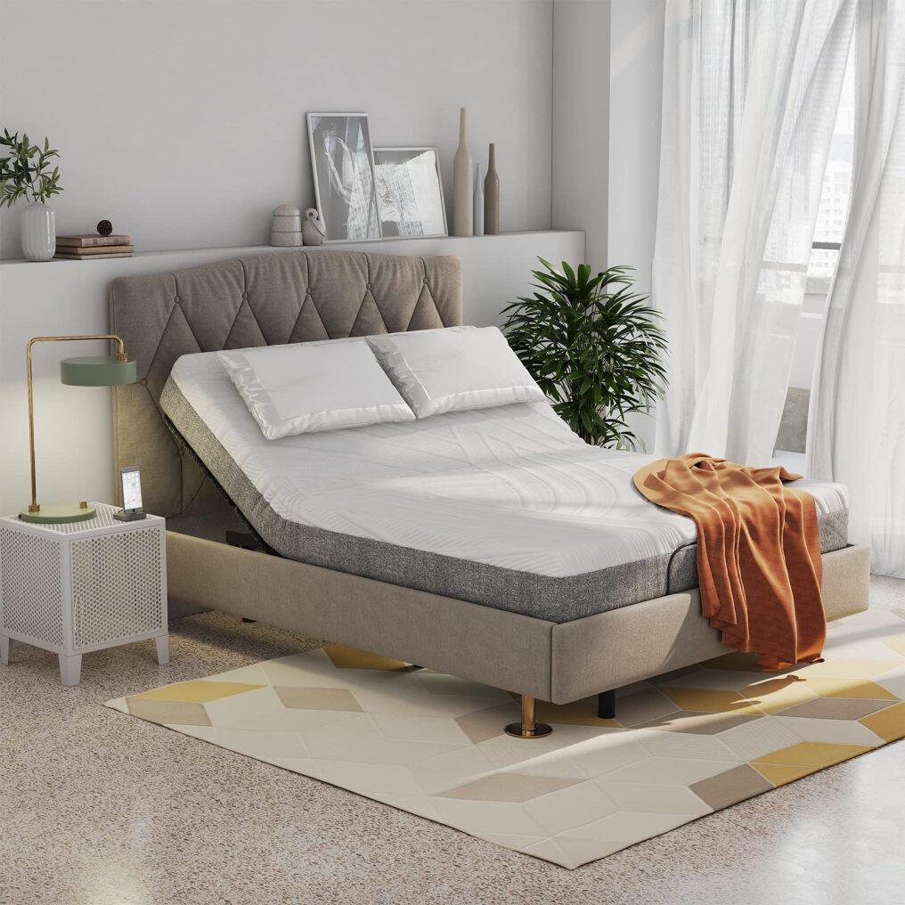 KOMFOTT Adjustable Bed Base with Remote, Electric Reclining Bed with Head & Foot Incline, LED Under-Bed Lighting and Dual USB Port