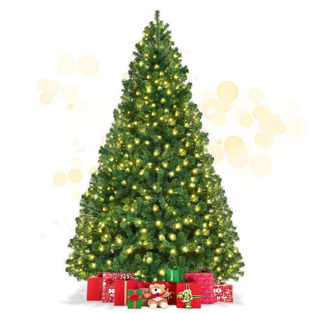 7ft Prelit Christmas Tree w/ 1096 PVC Branch