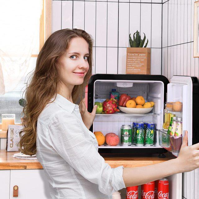 1.6 cu ft. Single Door Small Fridge with Adjustable Temperature 32℉ to 50℉