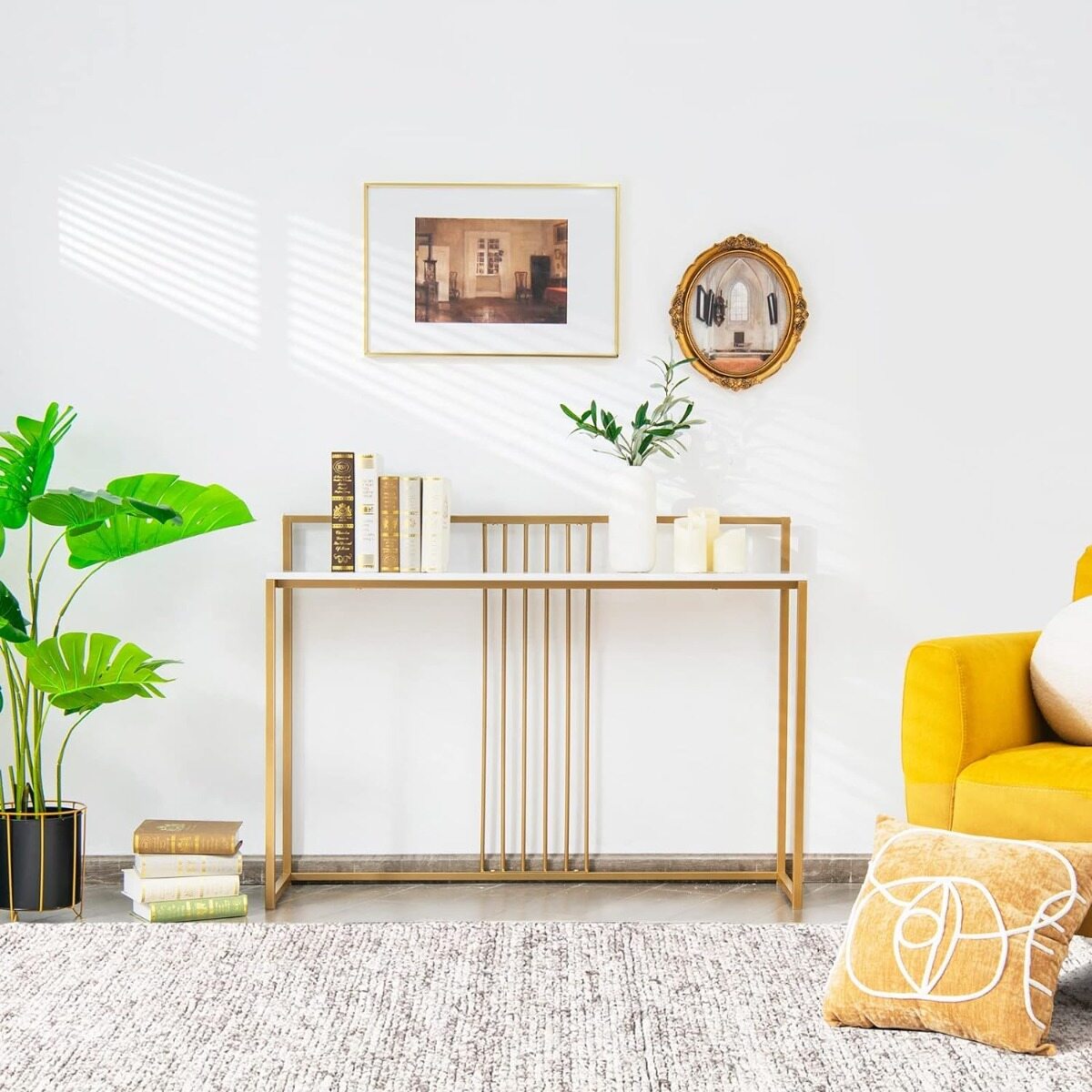 Moodne minimalistlik konsoollaud kunstmarmorist lauaplaadiga