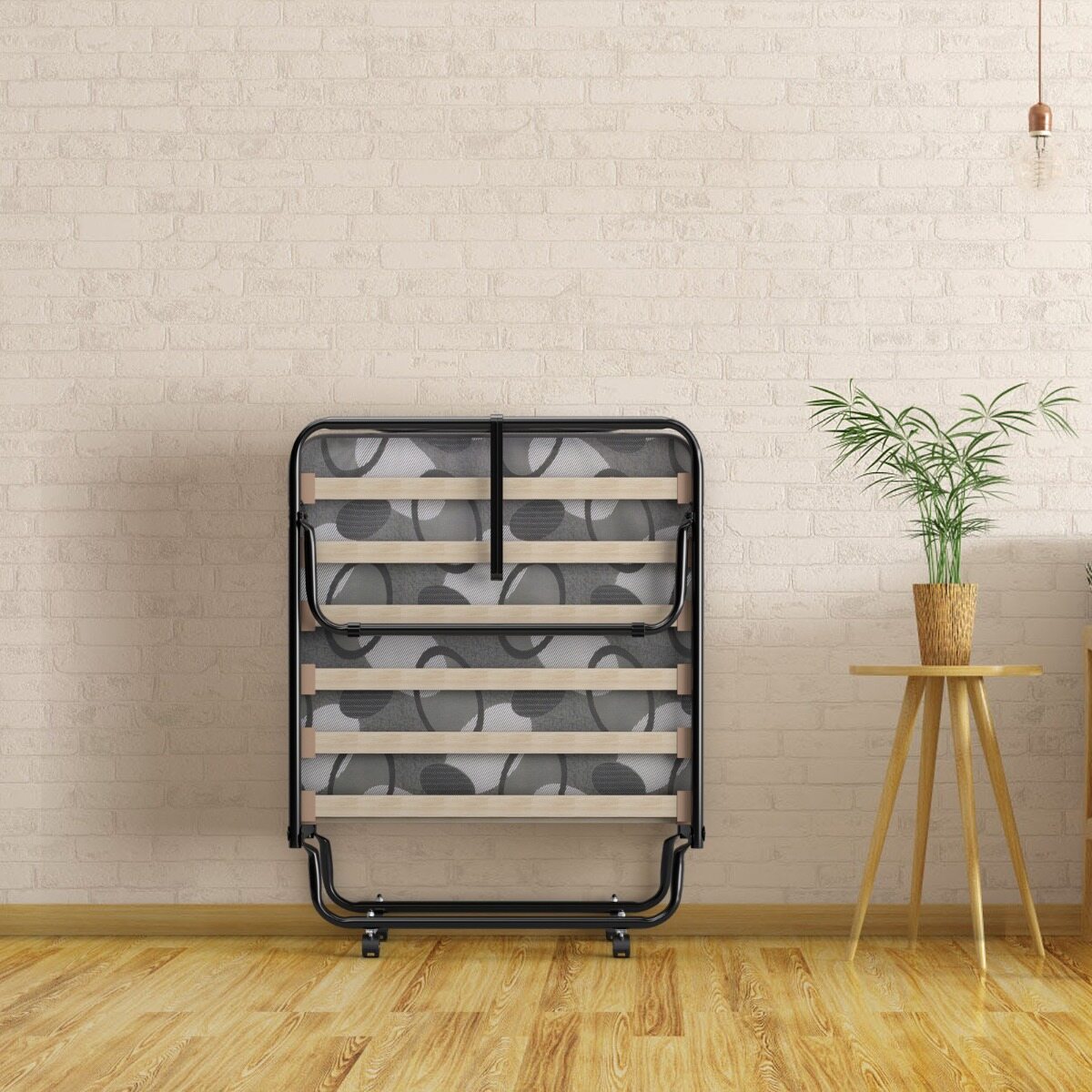 Kokkupandav voodi madratsiga Kaasaskantav ja rullitav külalistevoodi 190 x 80 x 33 cm Hall Valmistatud Itaalias Päritolumaa: Itaalia