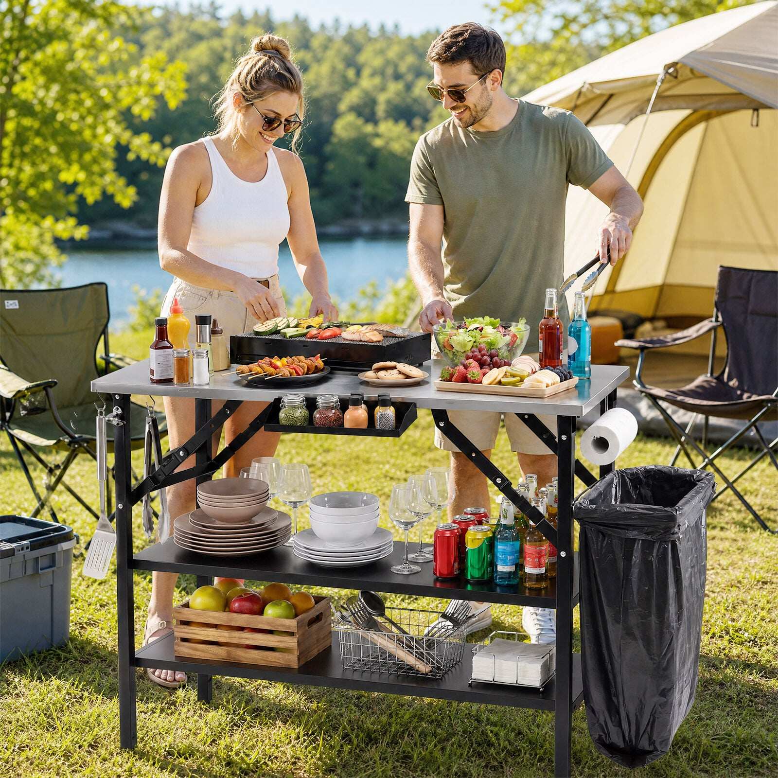 Kokkupandav matkalaud kahe roostevabast terasest töötasapinnaga. Kaasaskantav grilllaud vürtsirestiga.