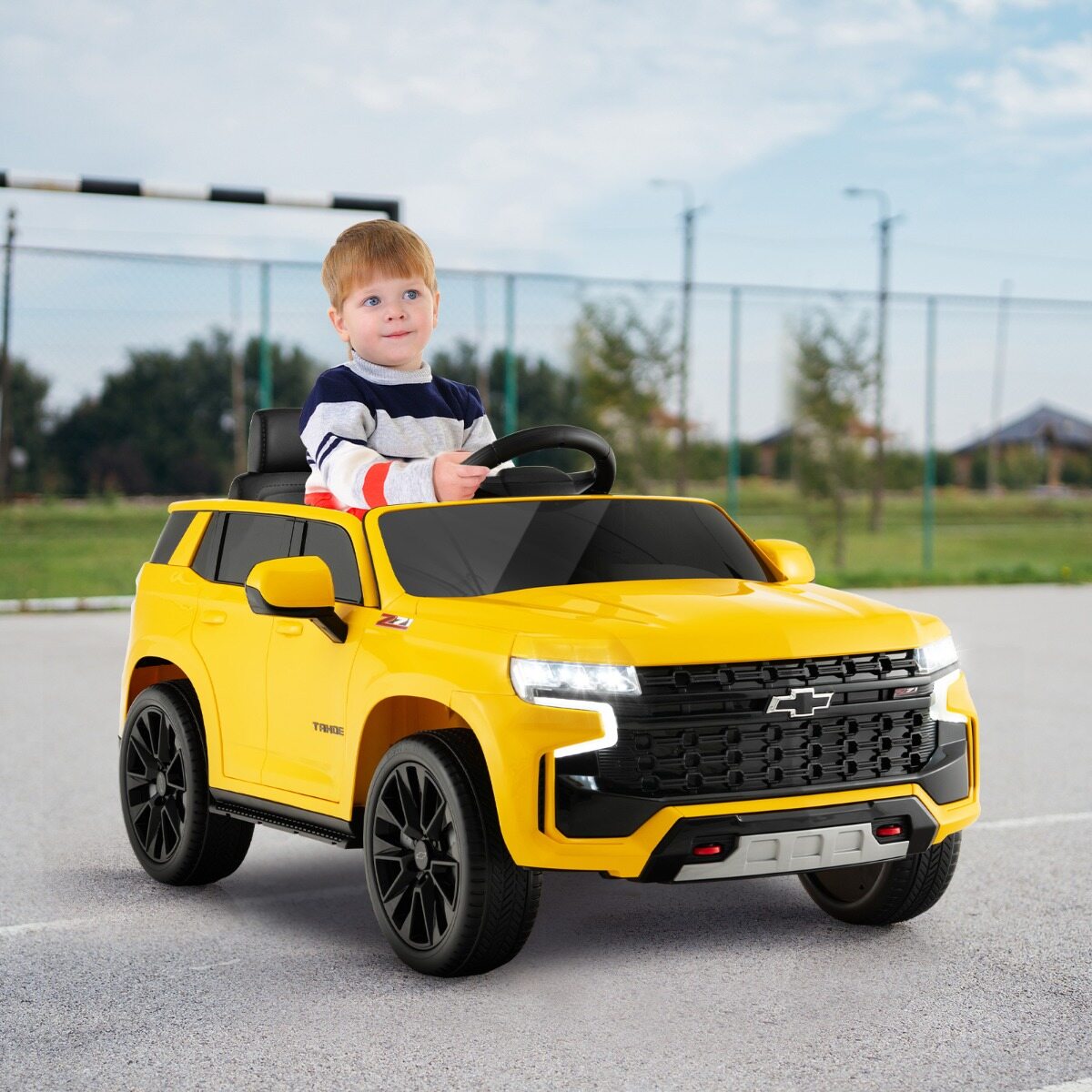 Laste Chevrolet elektriauto 2.4 G puldi ja vedrustuse ja tulede ja muusikaga, lasteauto kollane