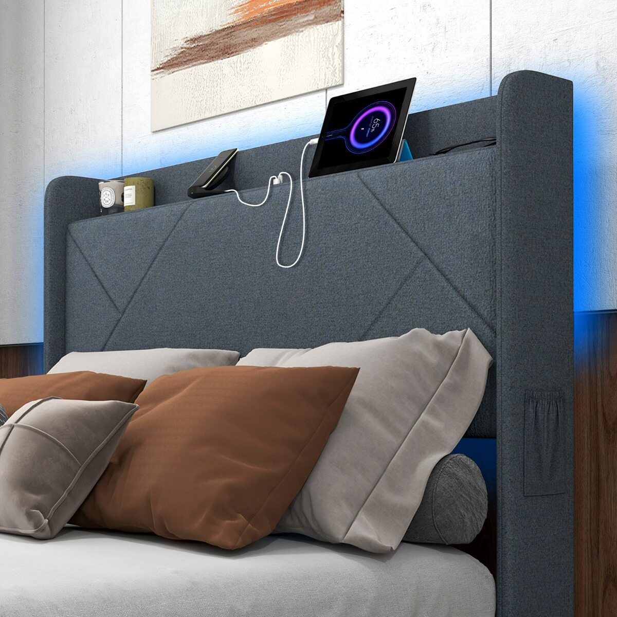 160x200 voodi, LED-valgustus, USB-C ja USB-A pikendusjuhe, 4 sahtlit, 2 hoiuruumi, voodiraam liistudest põhjaga, hall panipaigaga peatsiga