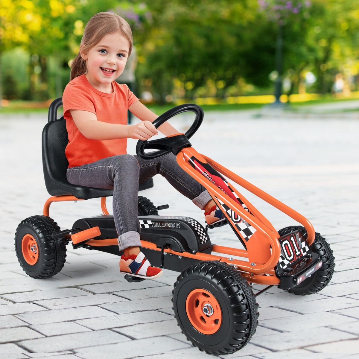 Mängukart reguleeritava istme ja stabiilse käsipiduriga, ohutu ja vastupidava pedaaliga kart lastele, oranž