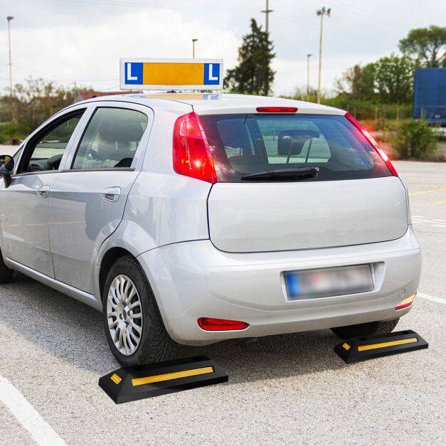Kahe rattaga parkimispiire kummist helkurribadega veoautodele kuni 4000 kg