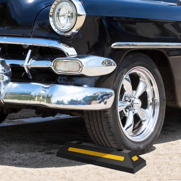 Kahe rattaga parkimispiire kummist helkurribadega veoautodele kuni 4000 kg