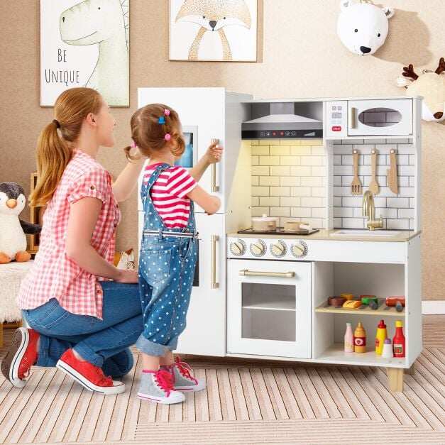 Köögimängukomplekt lastele realistlike tulede ja helidega - valge