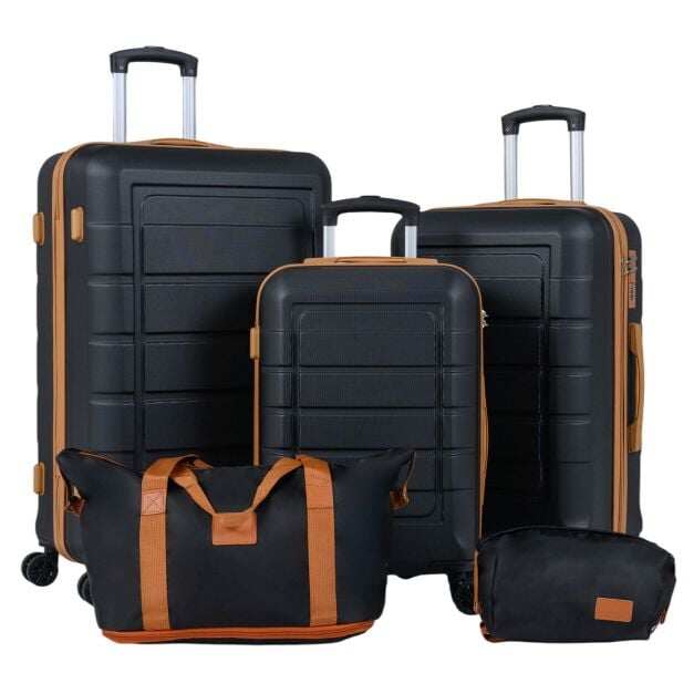 5-osaline pagasikomplekt TSA luku ja 4 pöörleva rattaga - must