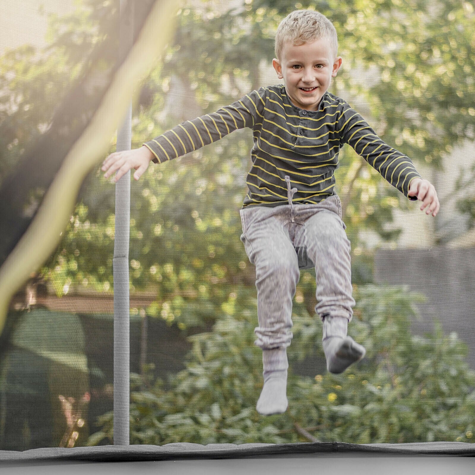 12 jala pikkune ilmastikukindel batuudivõrk