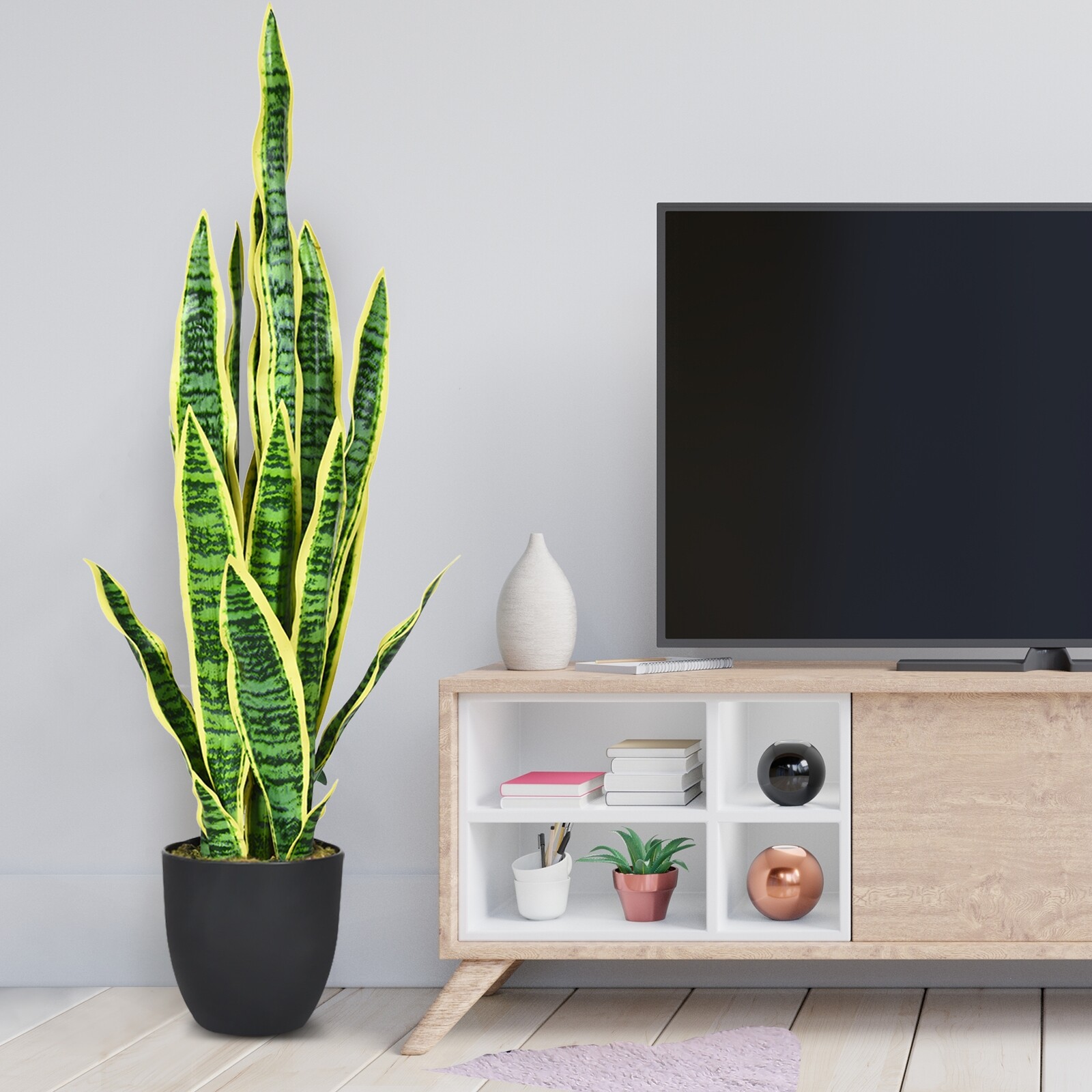 90 cm sise- ja välistingimustes kasutatav kunstmadu