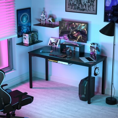 140 cm ergonoomiline mängulaud monitoririiuliga